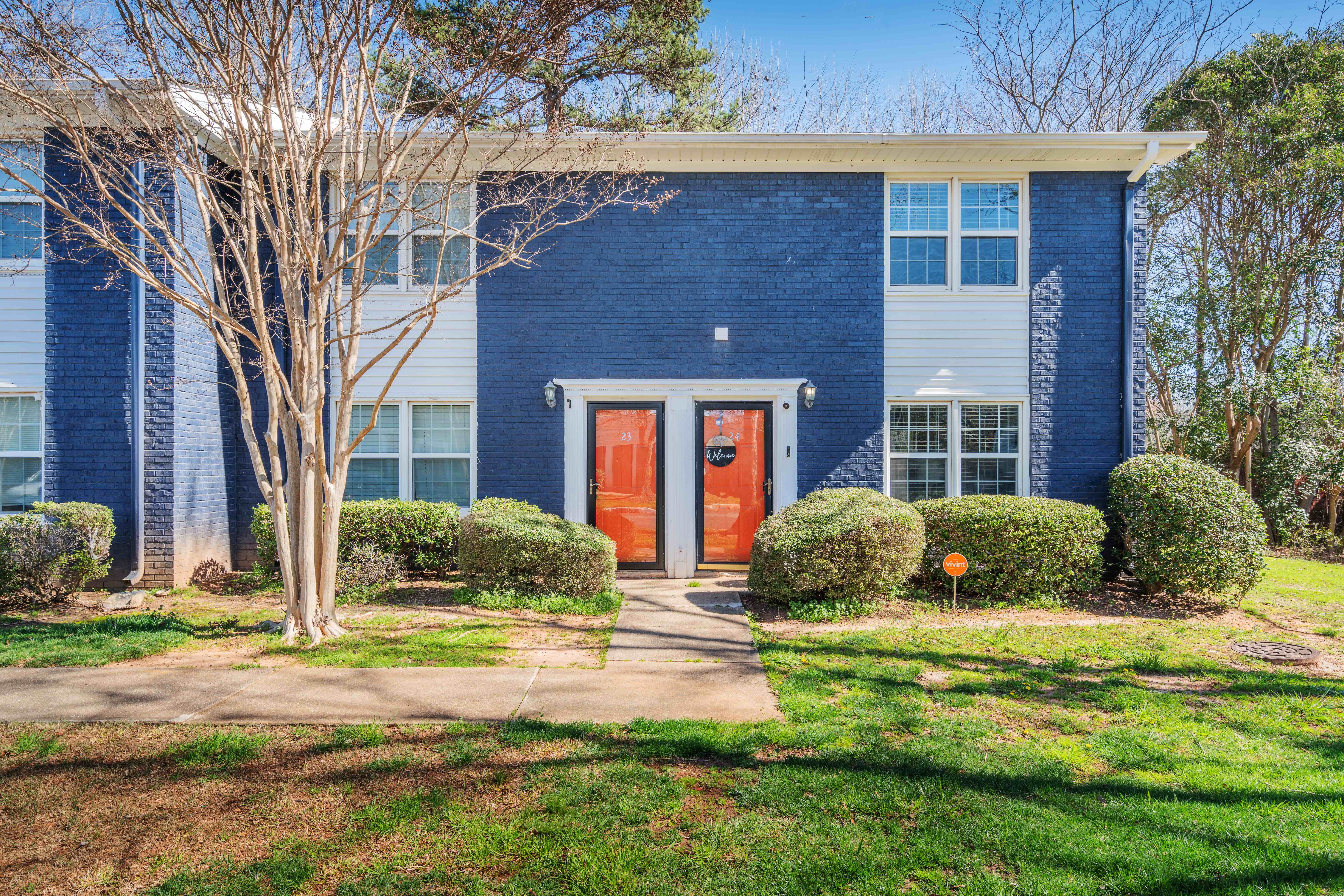 Park Square & Townhomes at Spartanburg The Multifamily Advisory Group